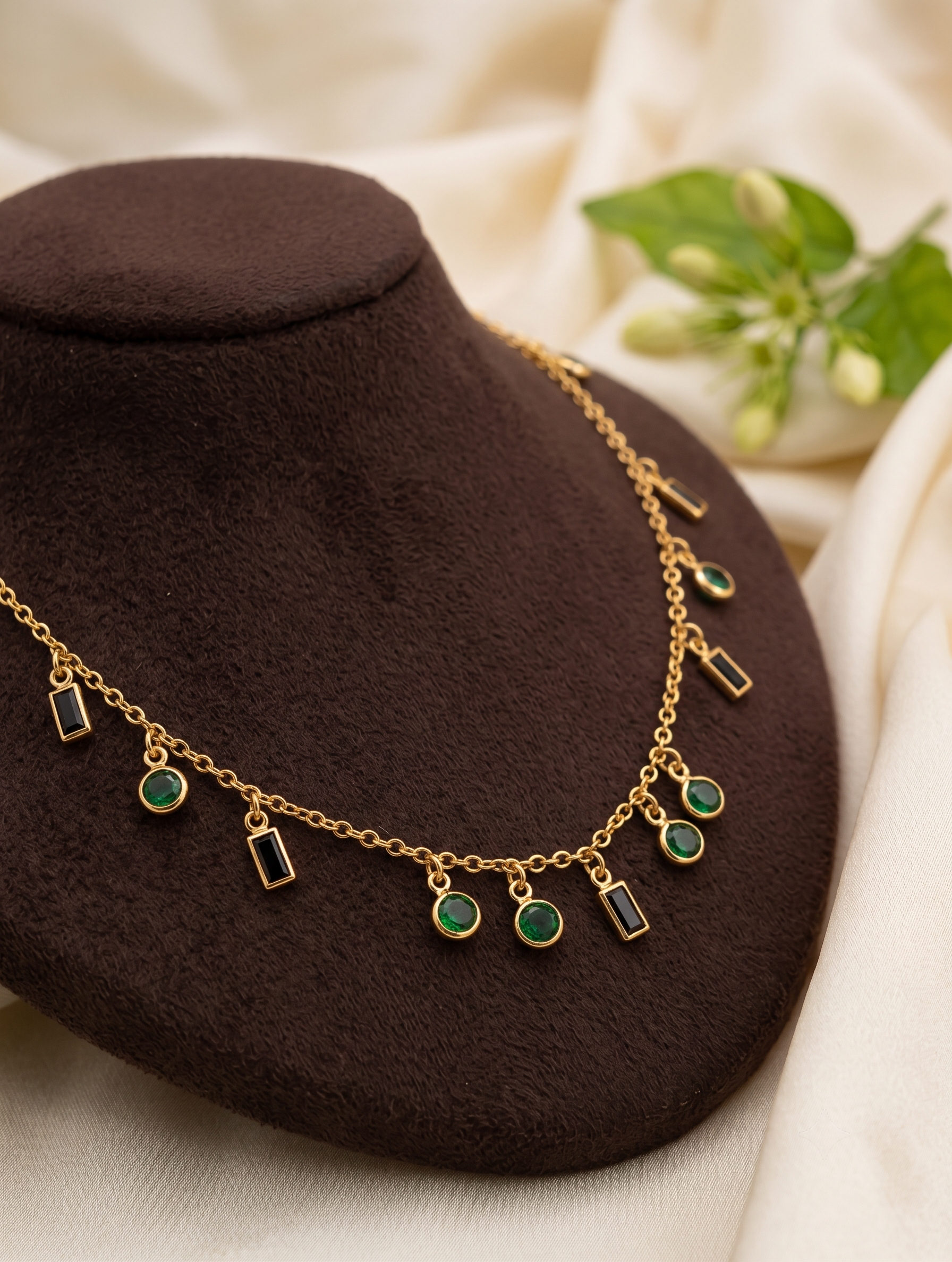 trendy neckless for womens and girls