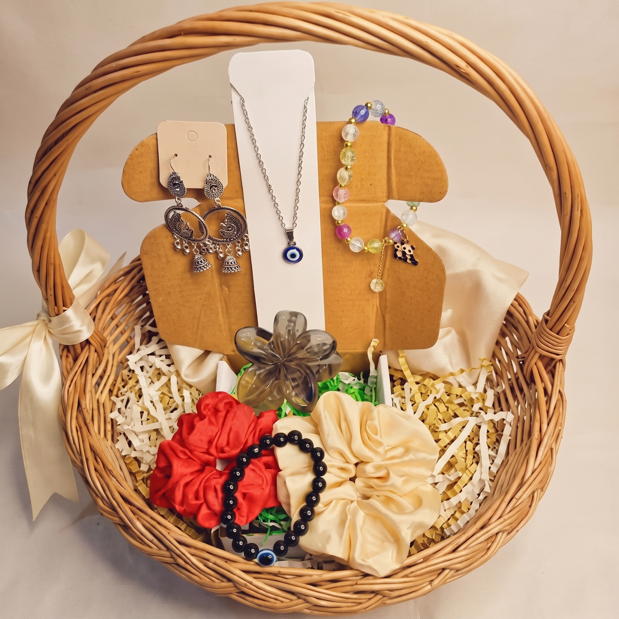 8 piece gift for Women & Girls–Stylish Jewellery Combo Jewellery Gift Hamper for Girls